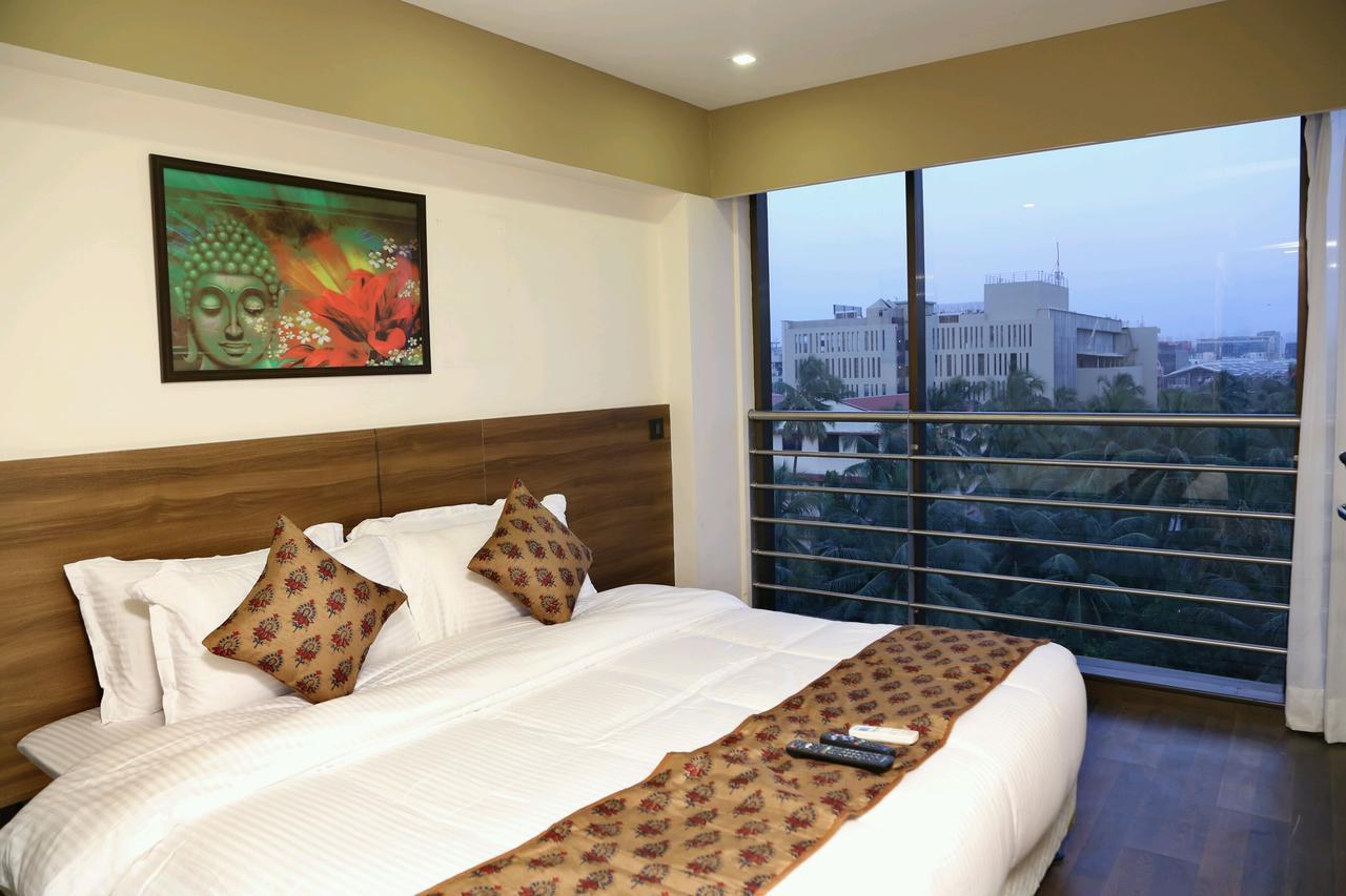Hotel Mumbai House Andheri East, Мумбаи Экстерьер фото