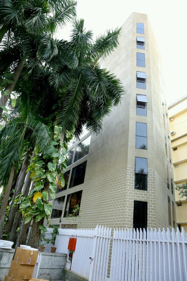 Hotel Mumbai House Andheri East, Мумбаи Экстерьер фото