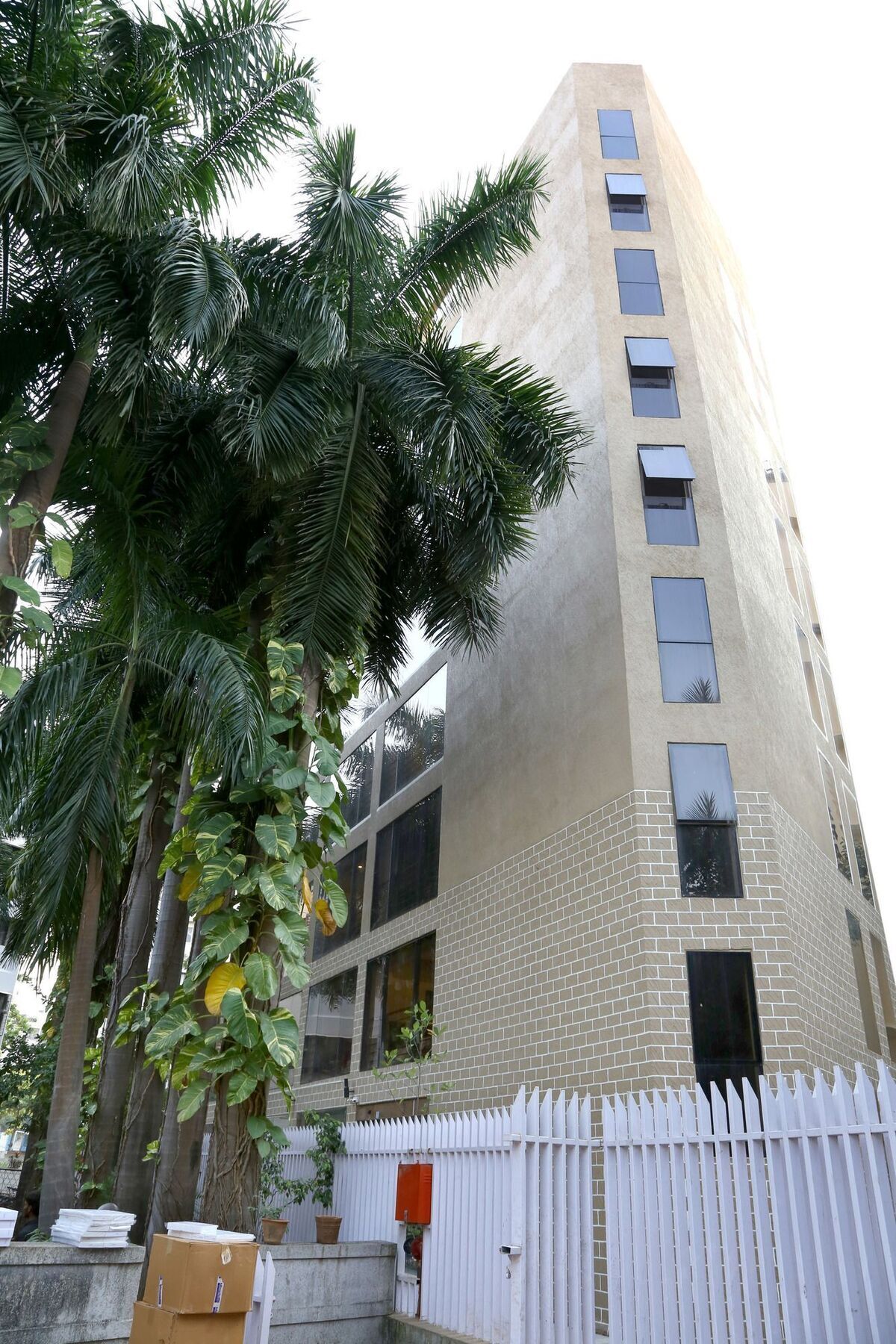 Hotel Mumbai House Andheri East, Мумбаи Экстерьер фото