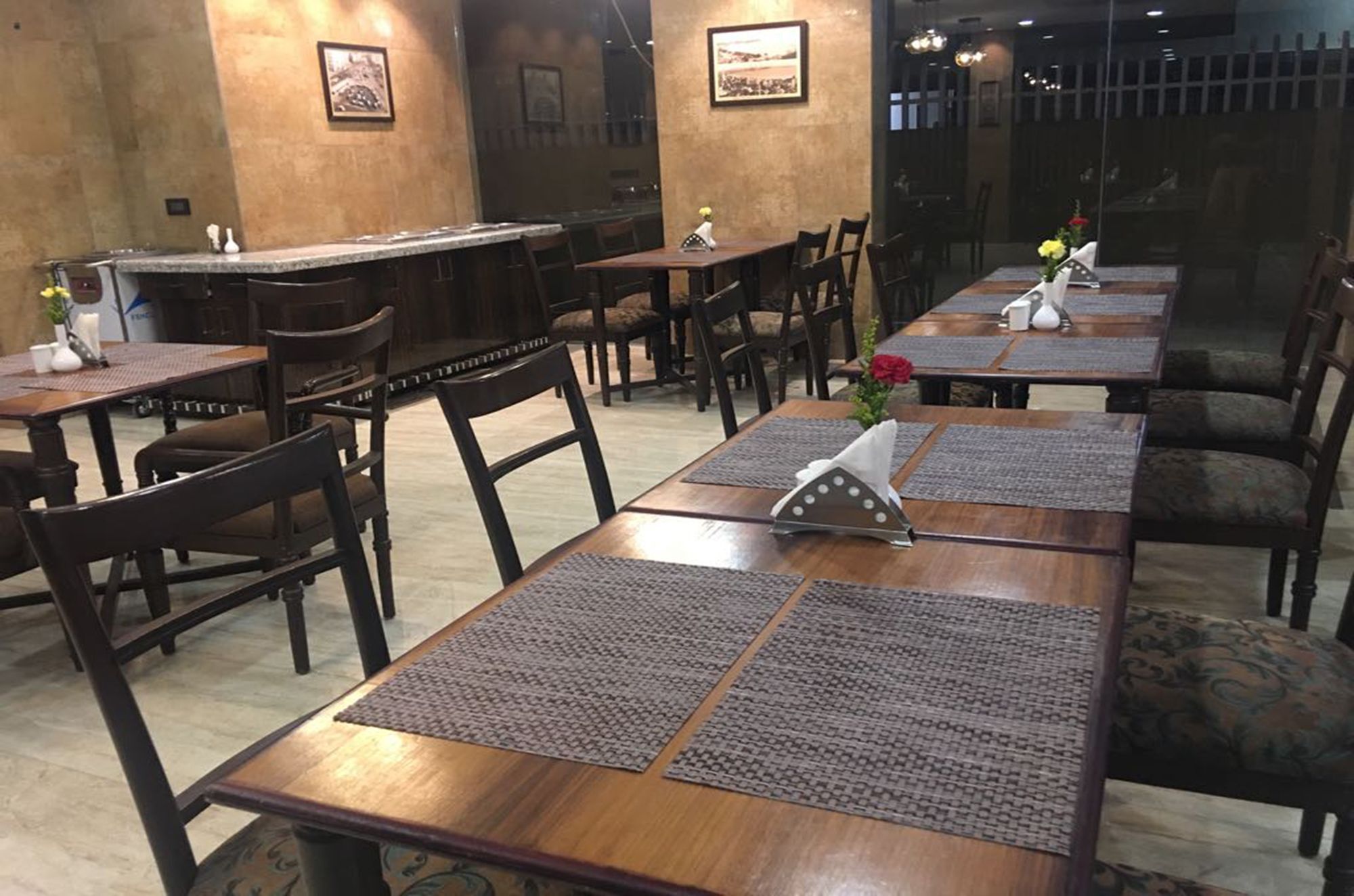 Hotel Mumbai House Andheri East, Мумбаи Экстерьер фото